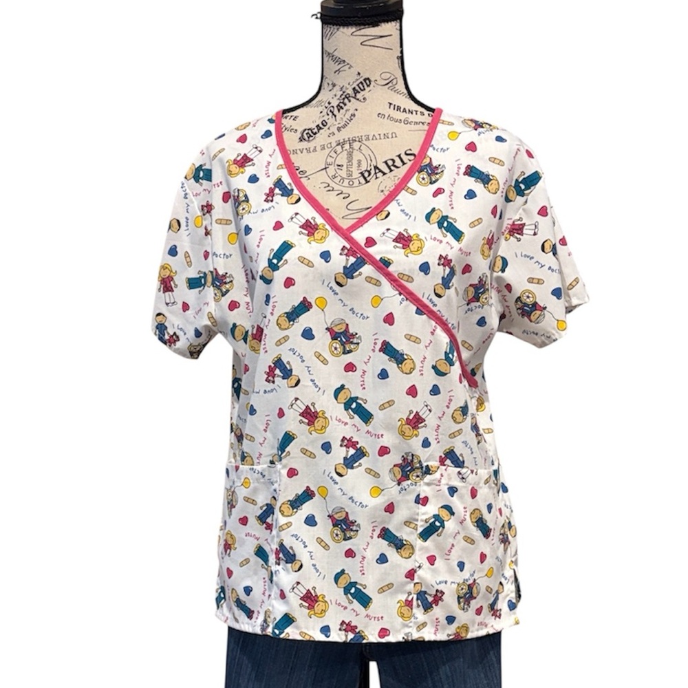 Cassandra O “I Love My Nurse, Doctor” Colorful Patterned Scrub Top Sz M